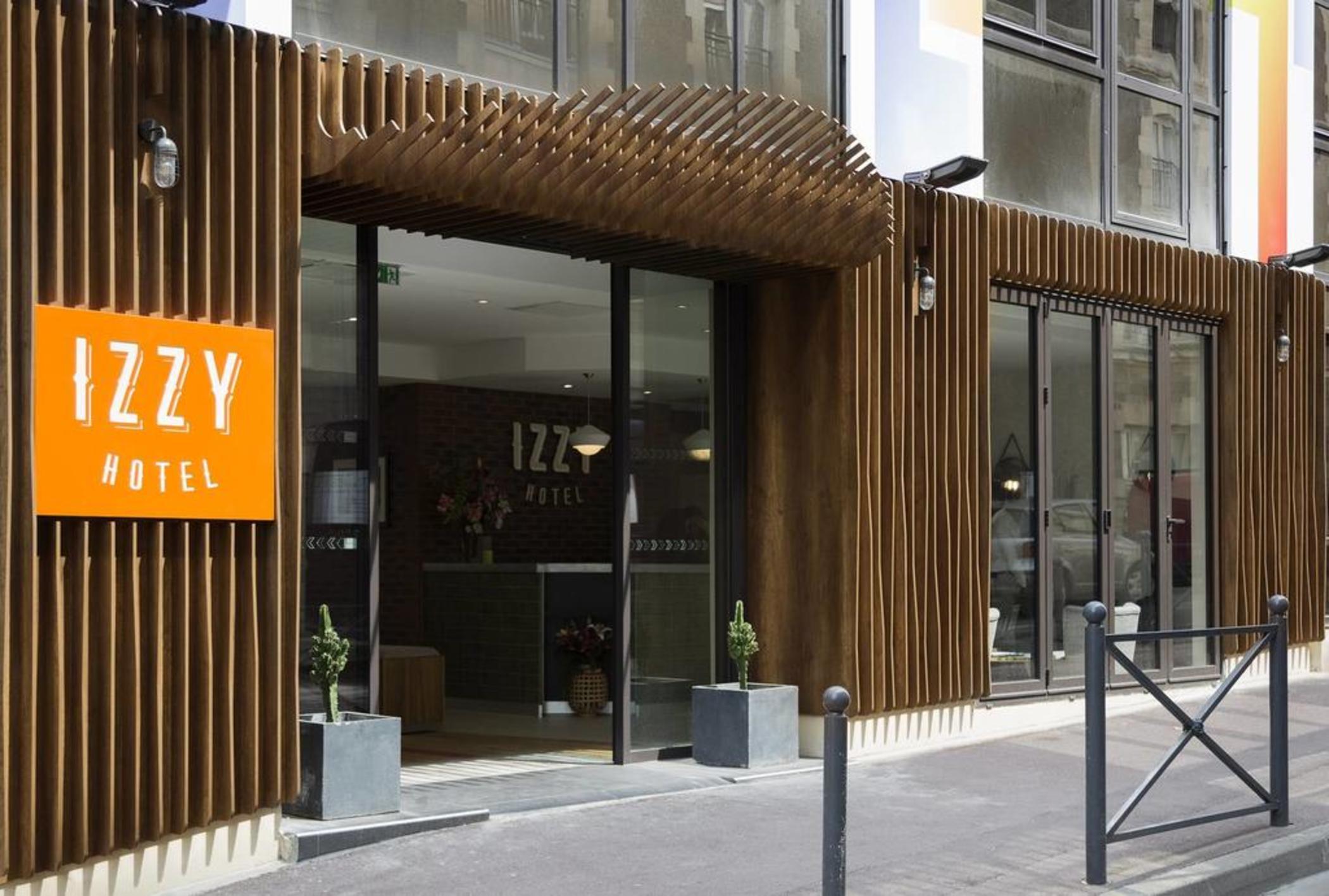 Hotel Izzy Issy-les-Moulineaux Buitenkant foto