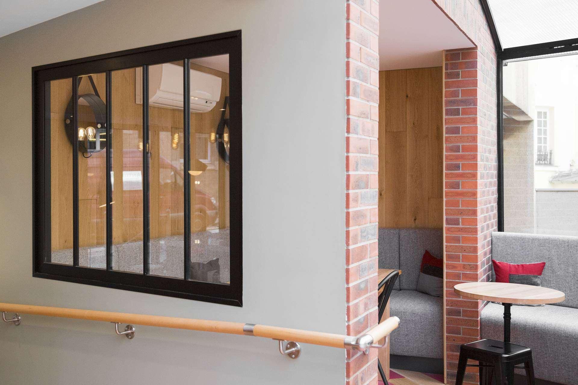 Hotel Izzy Issy-les-Moulineaux Buitenkant foto