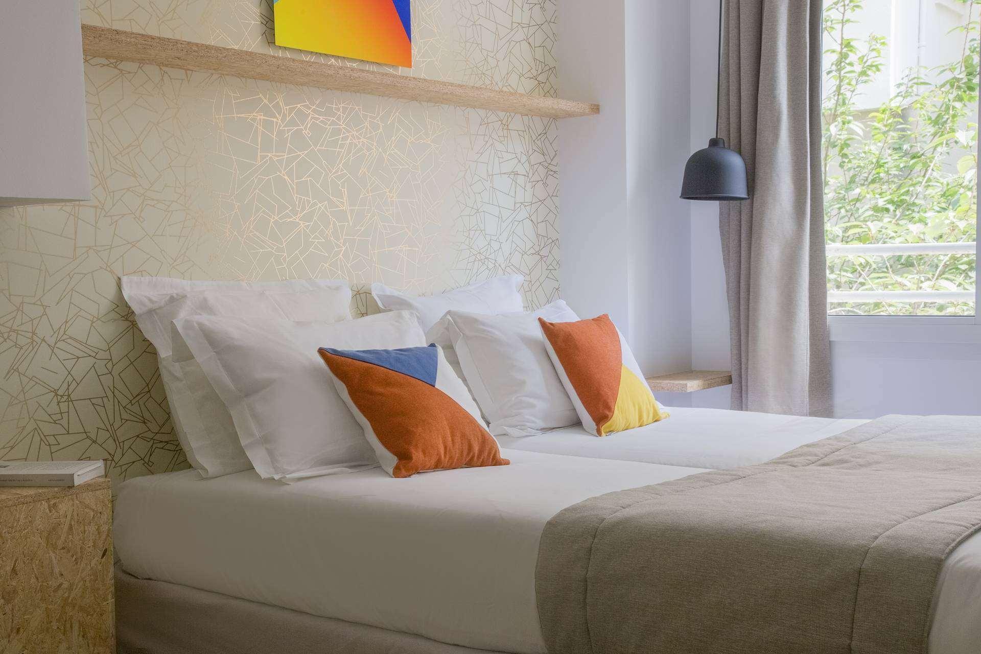 Hotel Izzy Issy-les-Moulineaux Buitenkant foto