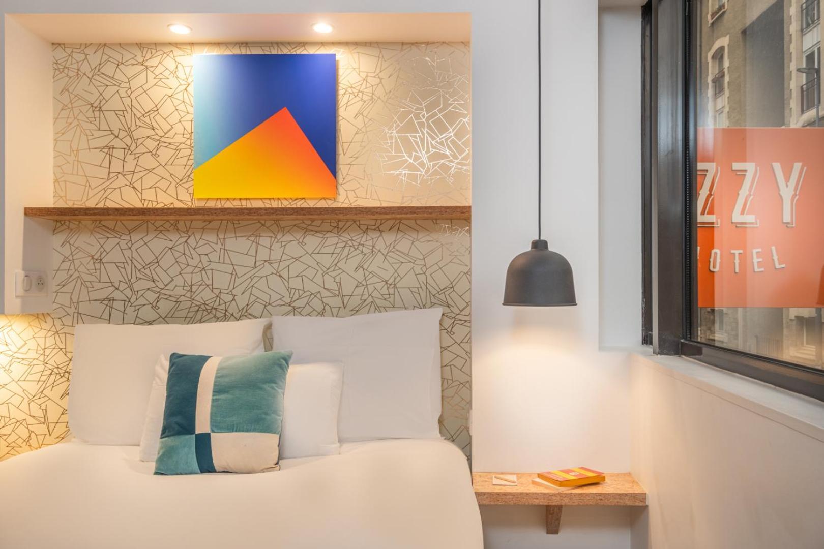 Hotel Izzy Issy-les-Moulineaux Buitenkant foto