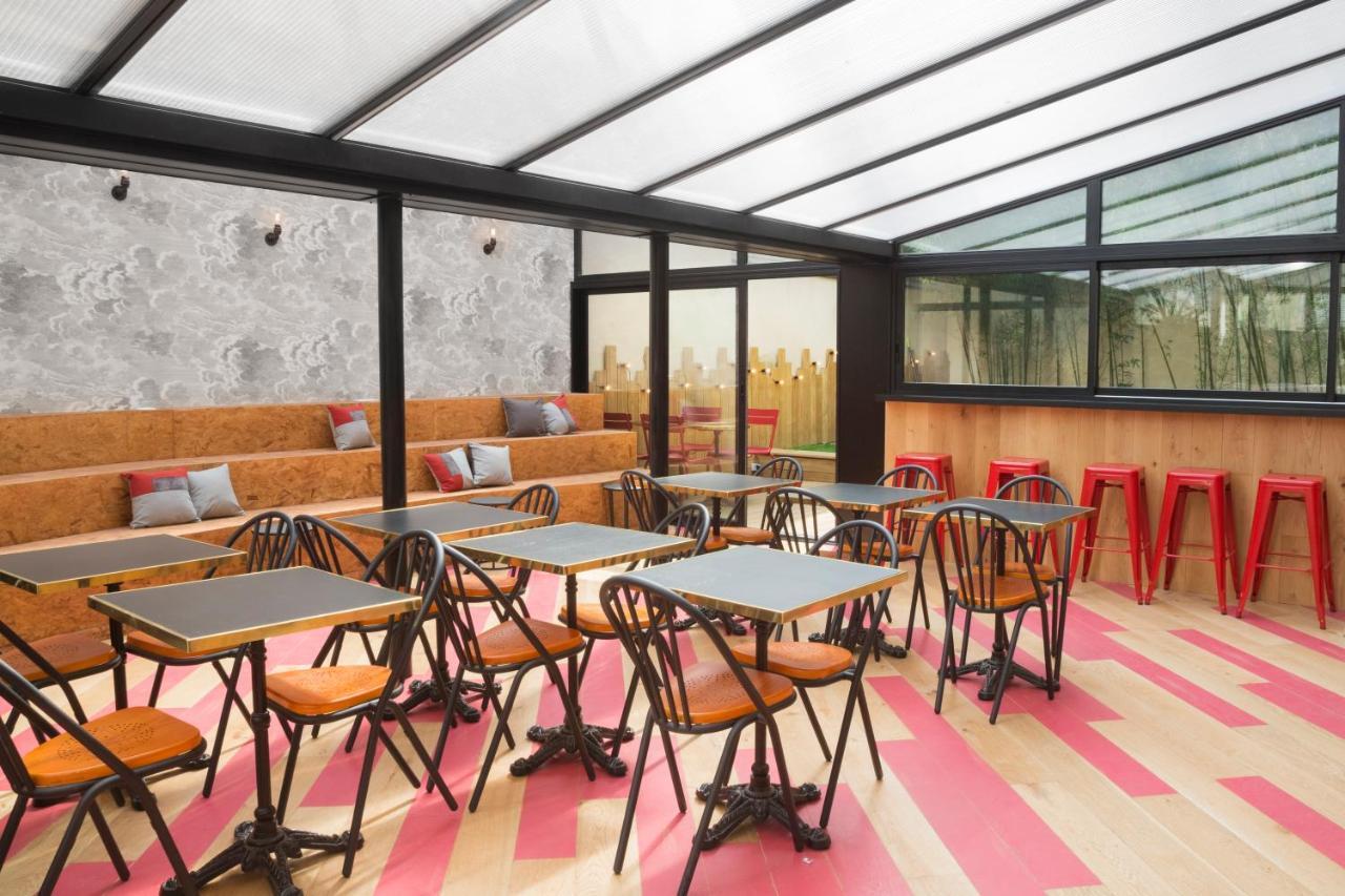 Hotel Izzy Issy-les-Moulineaux Buitenkant foto